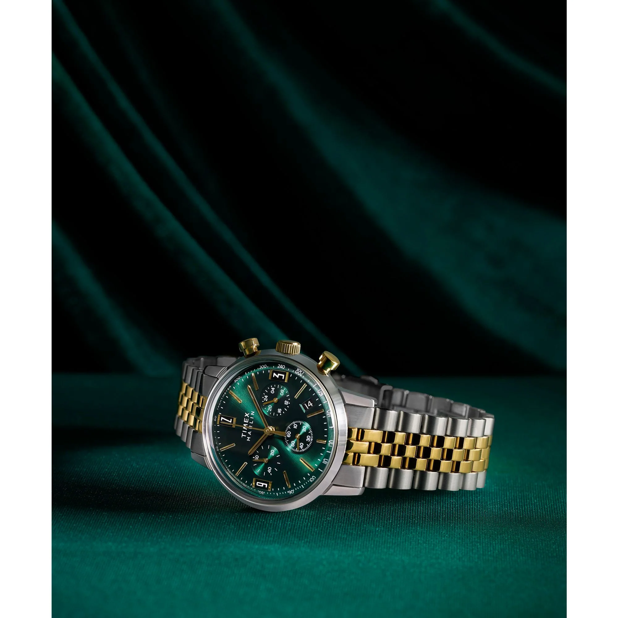 TIMEX Marlin Men Green Round Dial Analog Watch - TW2W60000UJ - Image 2